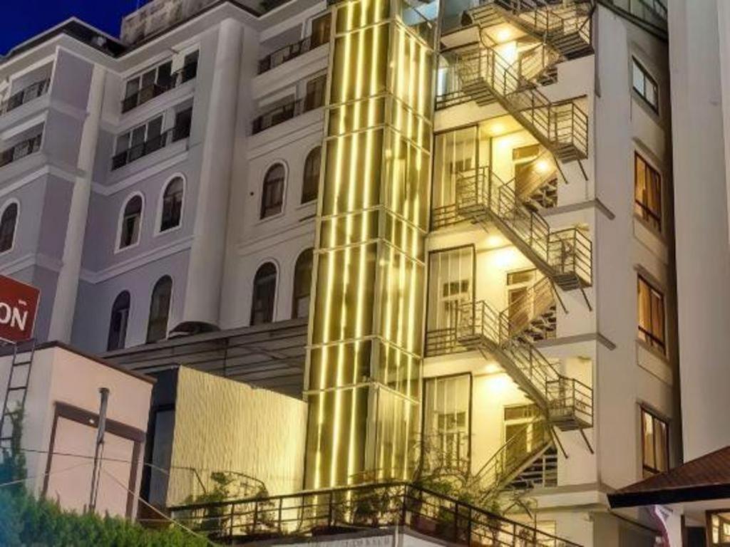 فندق جولد نايت دالات المظهر الخارجي الصورة